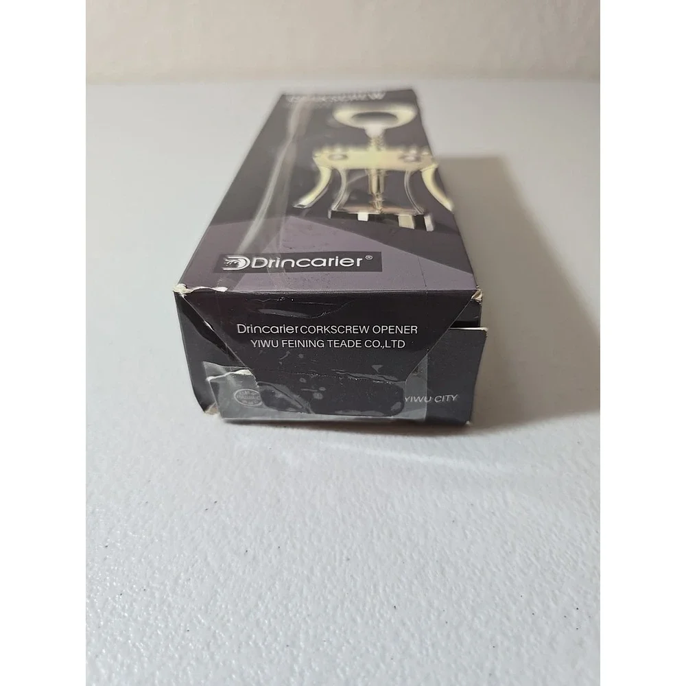 Drincarier corkscrew opener